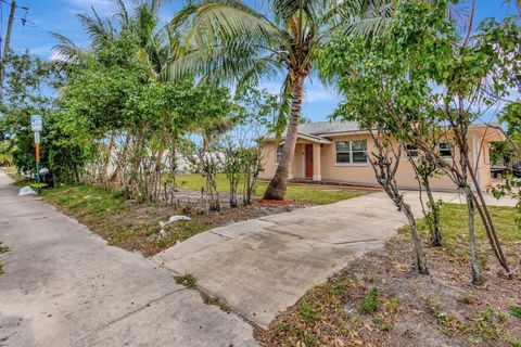 A home in Lake Worth