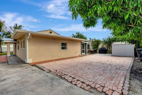 A home in Lake Worth