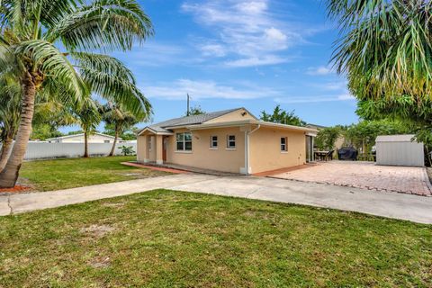 A home in Lake Worth