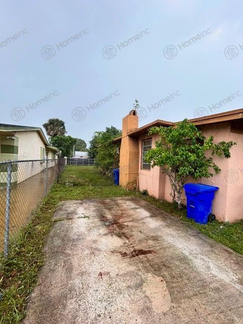 Tiny photo for 2931 NW 6th Court, Fort Lauderdale, FL 33311 (MLS # B26045190)
