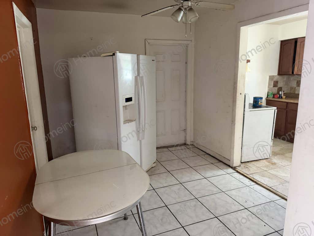 Photo of 2931 NW 6th Court, Fort Lauderdale, FL 33311 (MLS # B26045190)