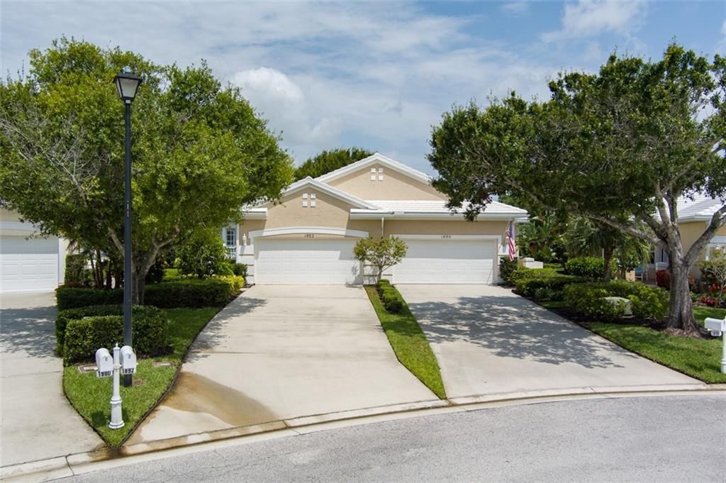 Photo of 1892 SW Willowbend Ln, Palm City, FL 34990 (MLS # F10386671)