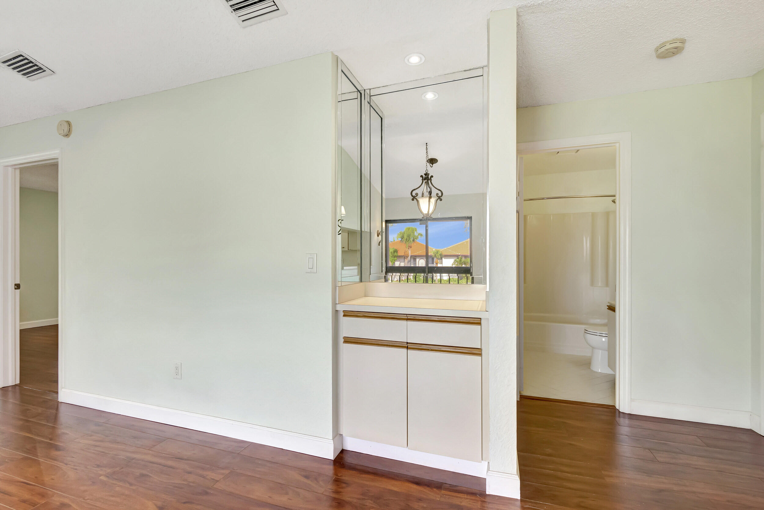 SAN REMO GOLF & TENNIS CLUB CONDO - Residential