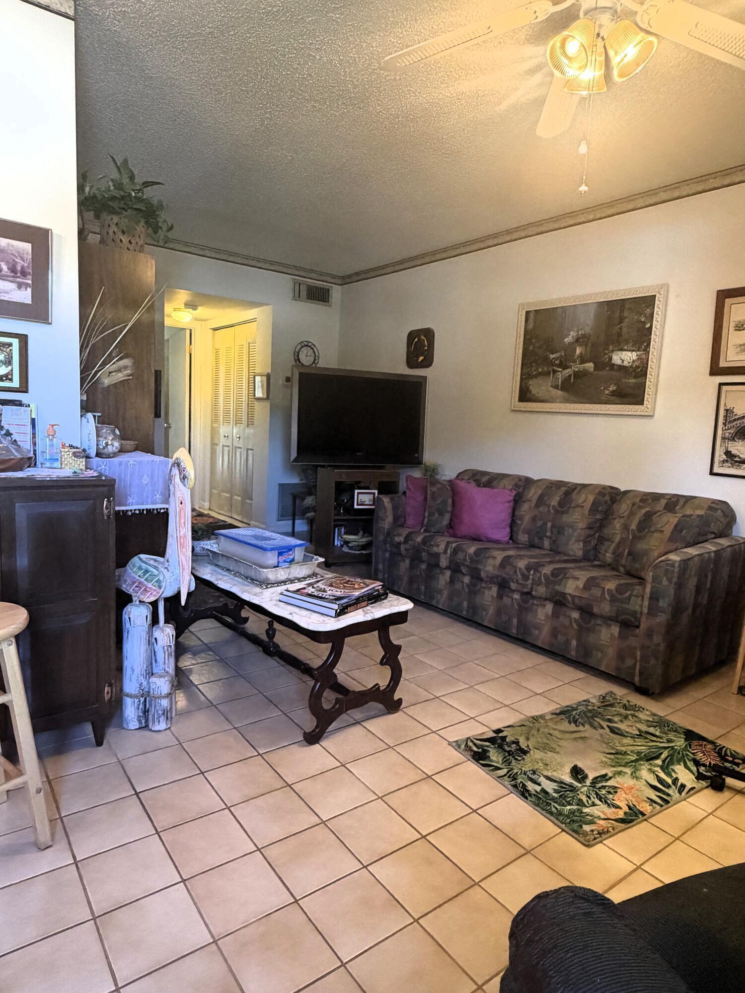 2878 Donnelly Drive 103