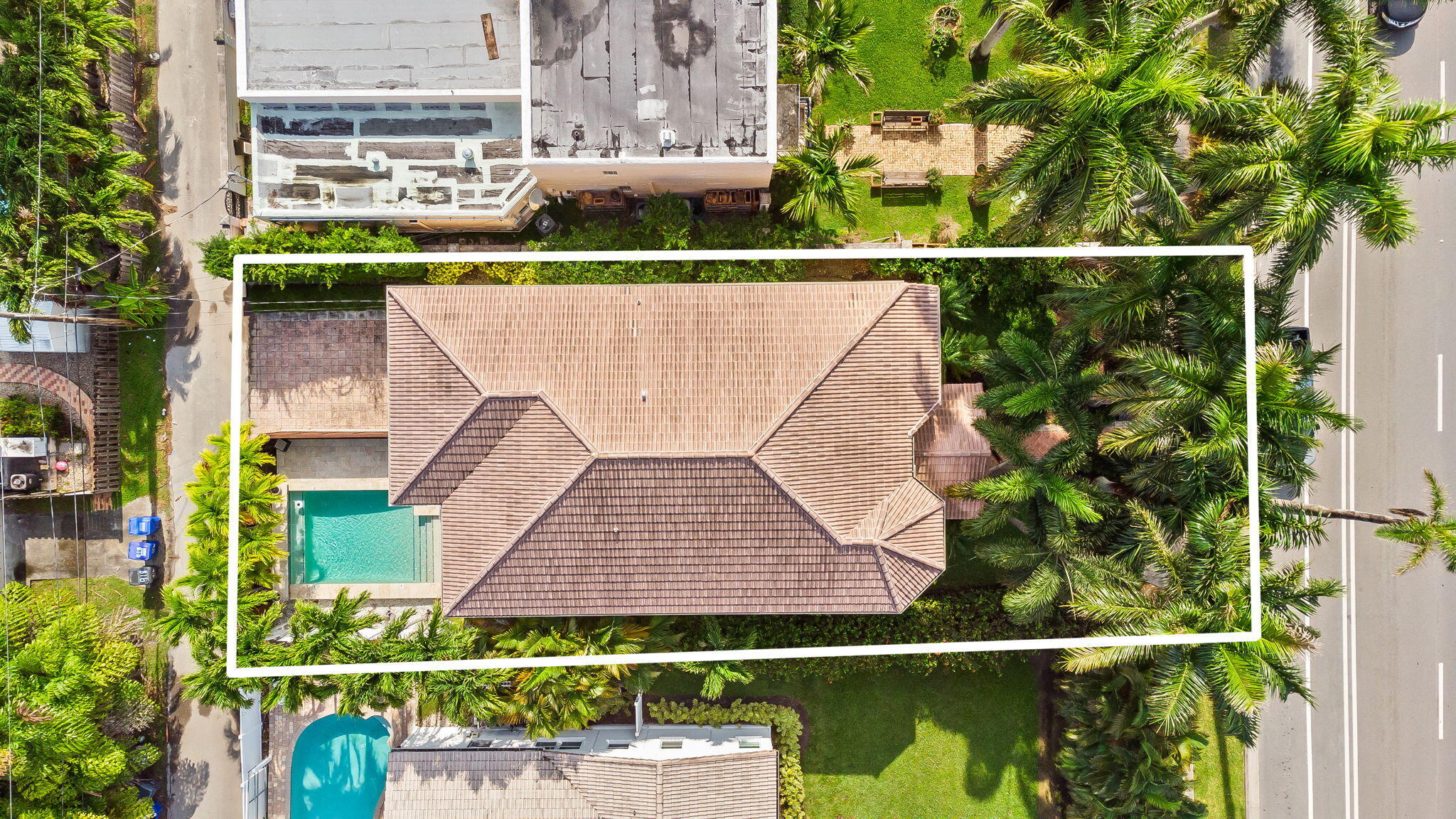 HOLLYWOOD LAKES SECTION - Residential