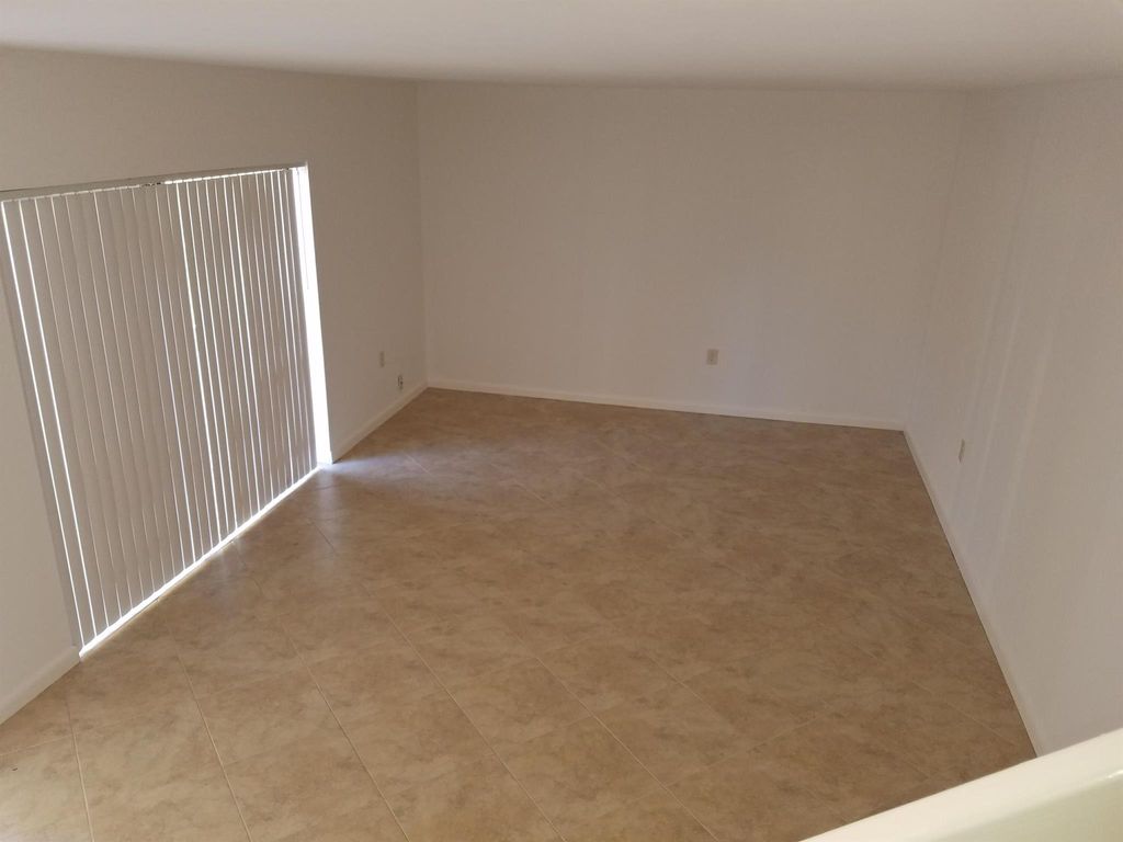 Photo of 3900 County Line Road #10a, Jupiter, FL 33469 (MLS # R10972968)