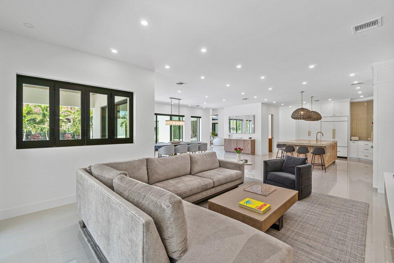 VINTAGE OAKS / POLO CLUB - Residential