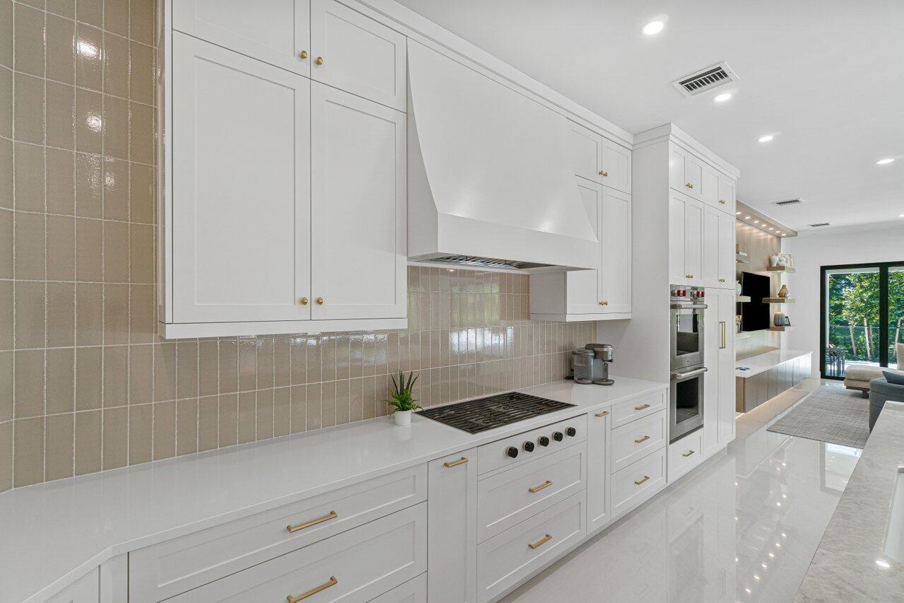 VINTAGE OAKS / POLO CLUB - Residential