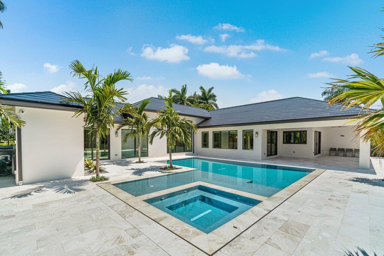 VINTAGE OAKS / POLO CLUB - Residential