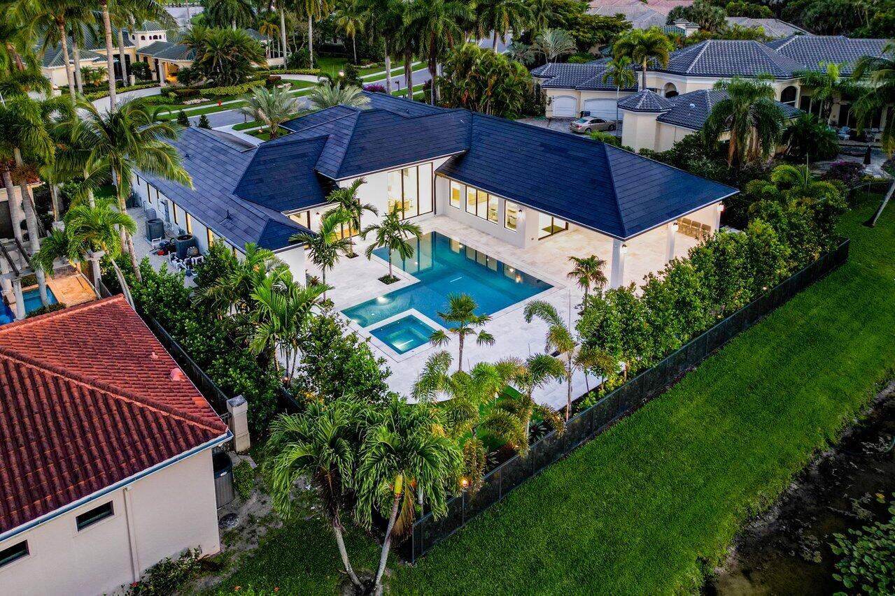 VINTAGE OAKS / POLO CLUB - Residential