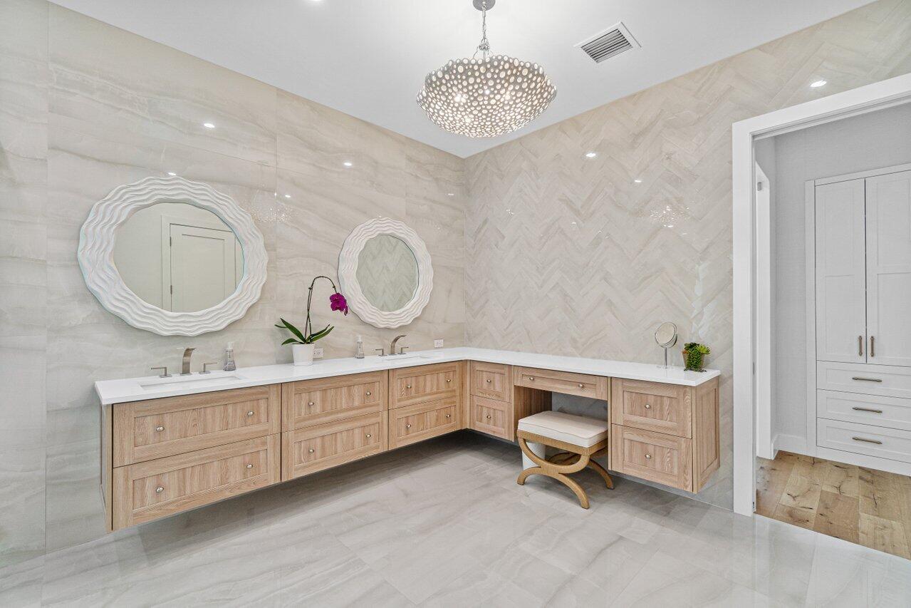 VINTAGE OAKS / POLO CLUB - Residential