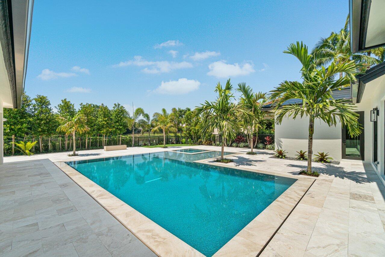 VINTAGE OAKS / POLO CLUB - Residential