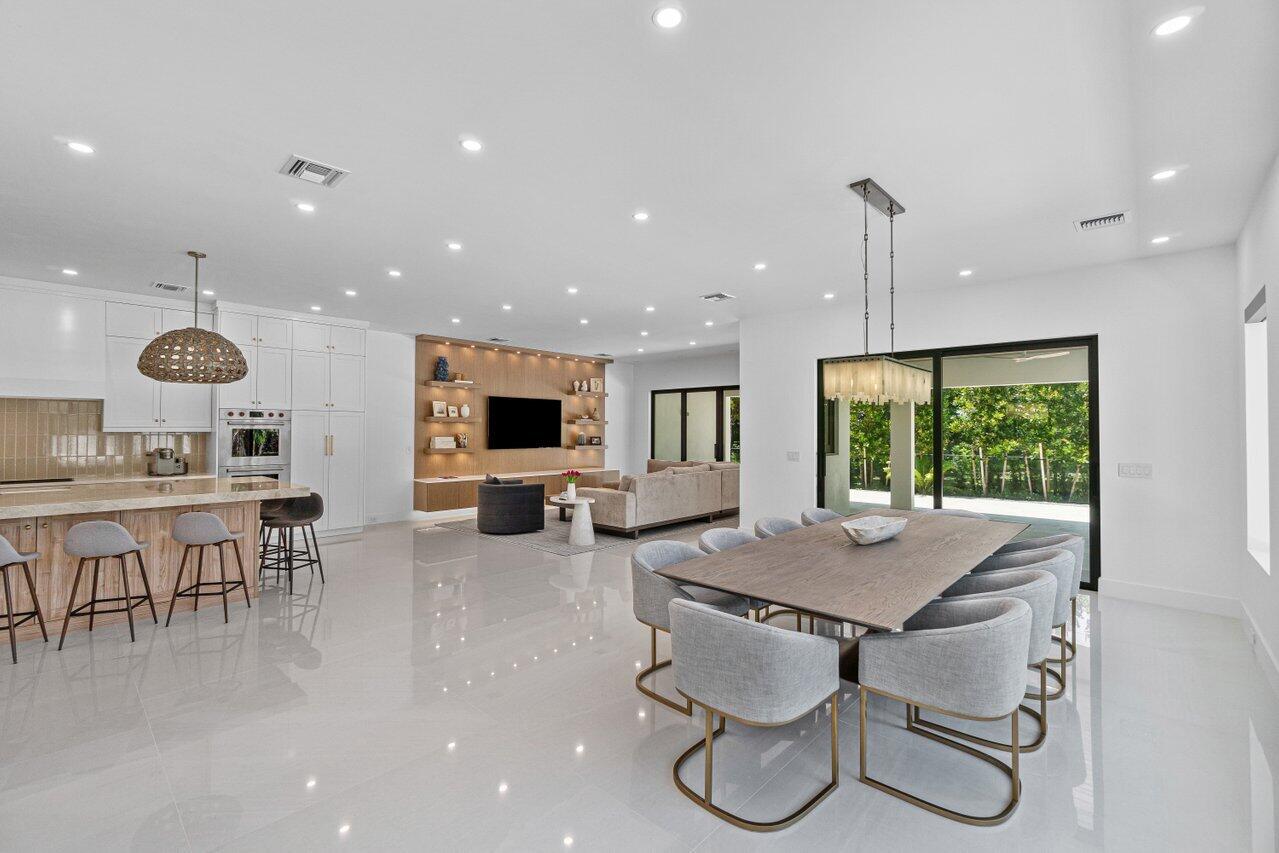 VINTAGE OAKS / POLO CLUB - Residential