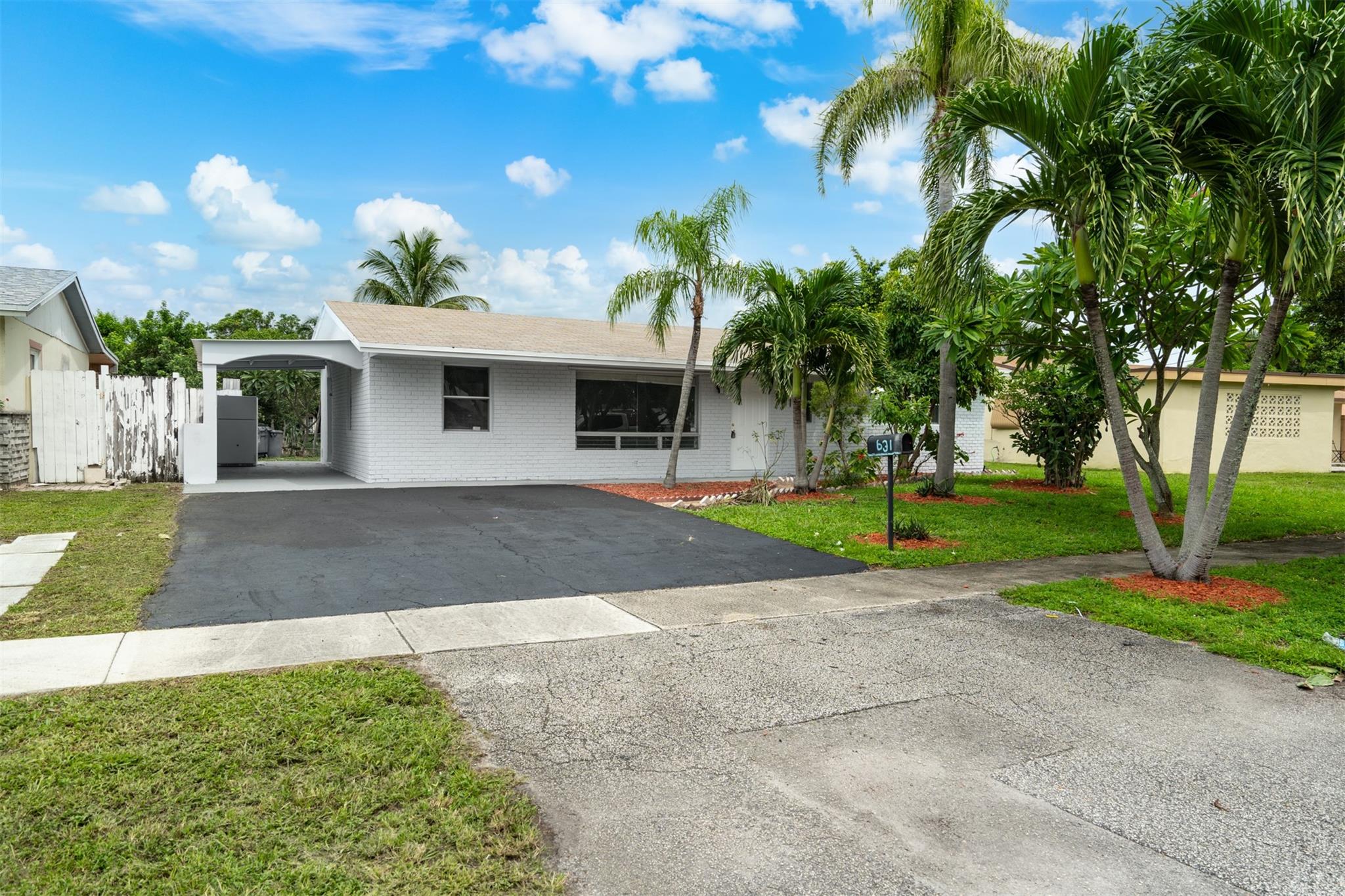 631 NW 38th Pl