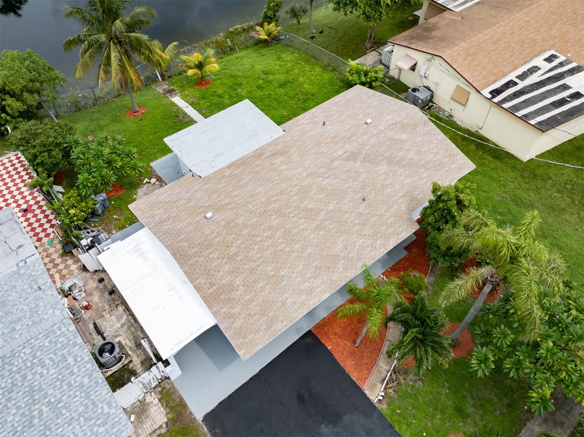 631 NW 38th Pl