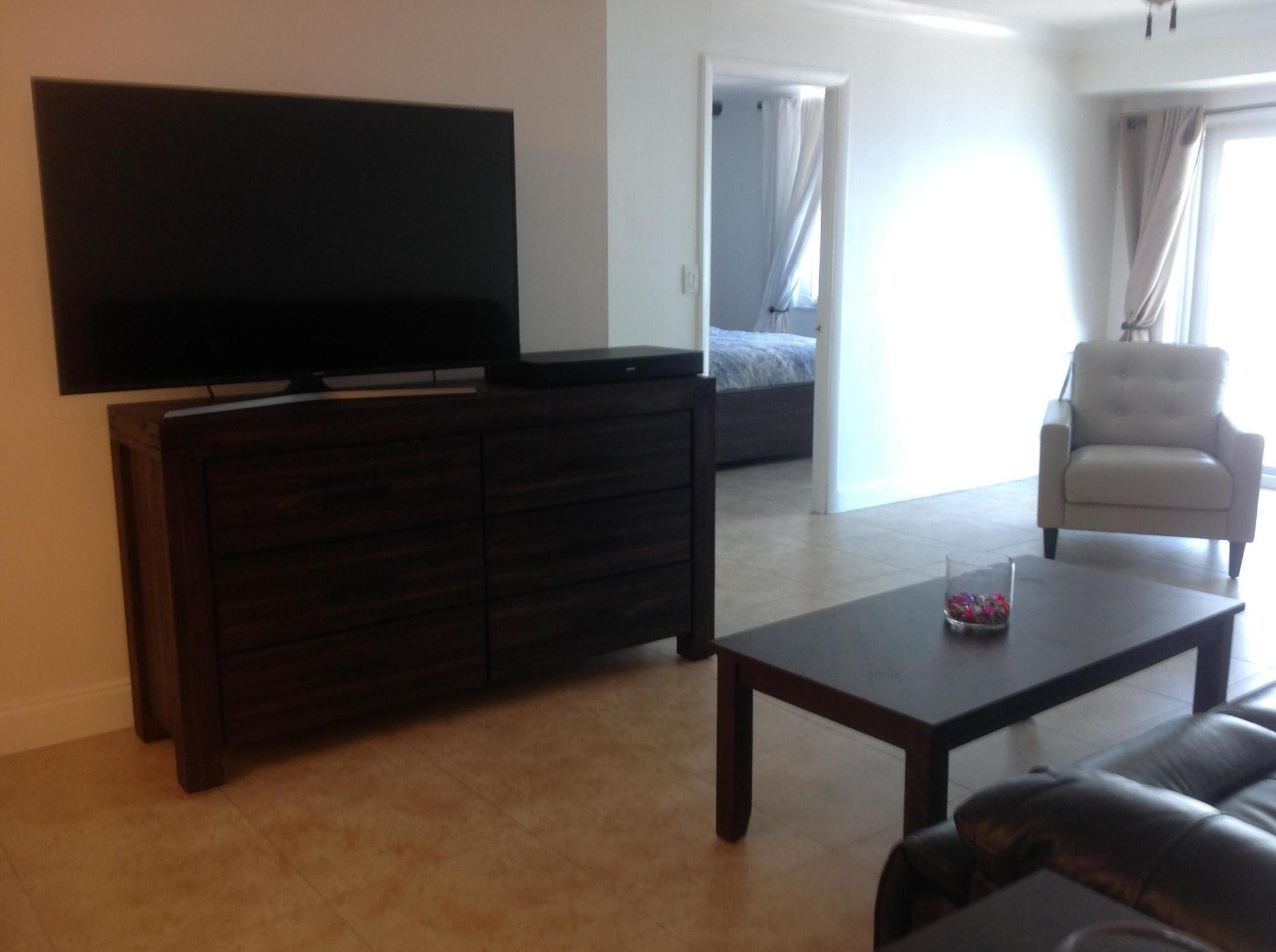 AMBASSADORS - Residential Lease