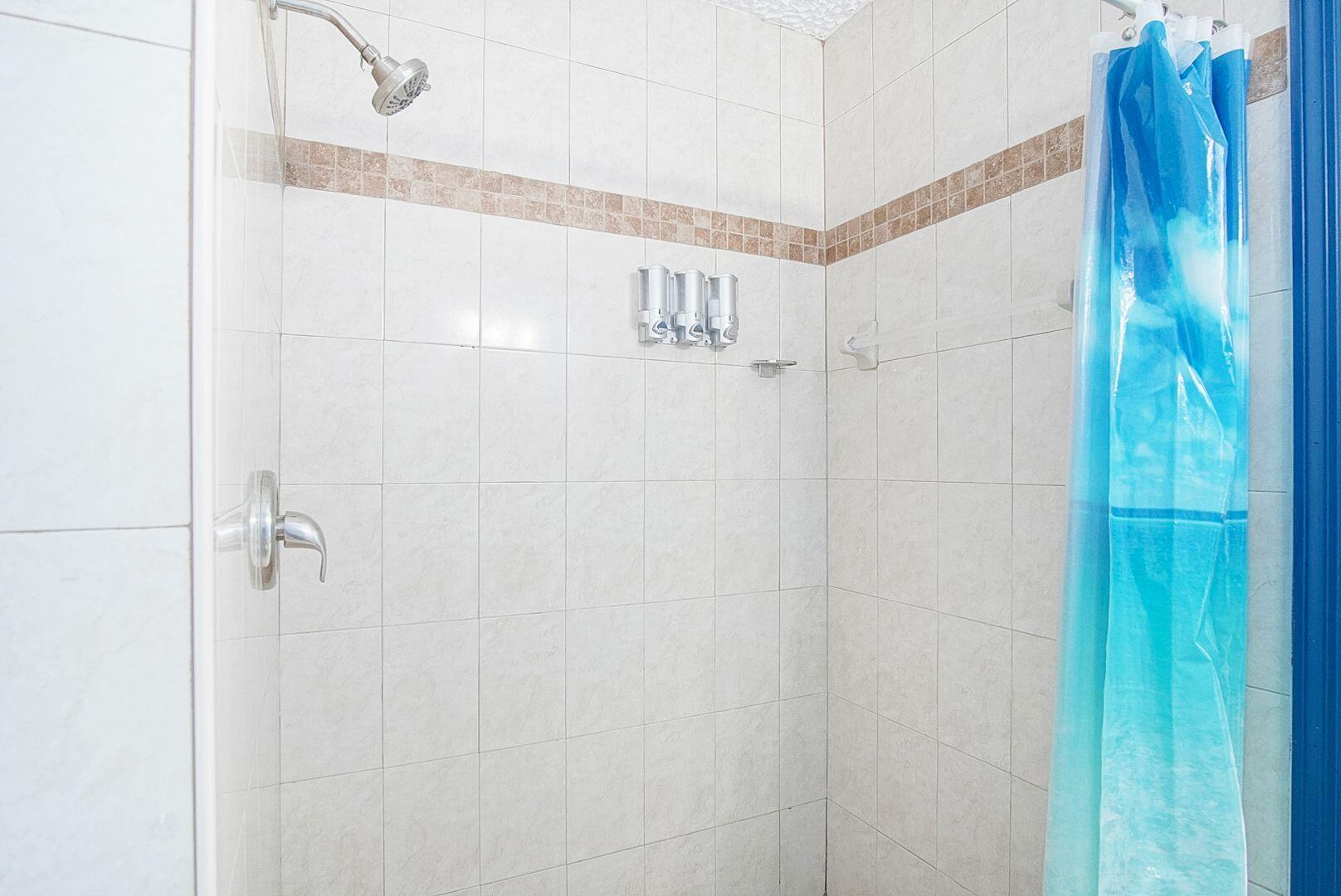 SHERATON PLAZA UNIT 3 REP - Residential