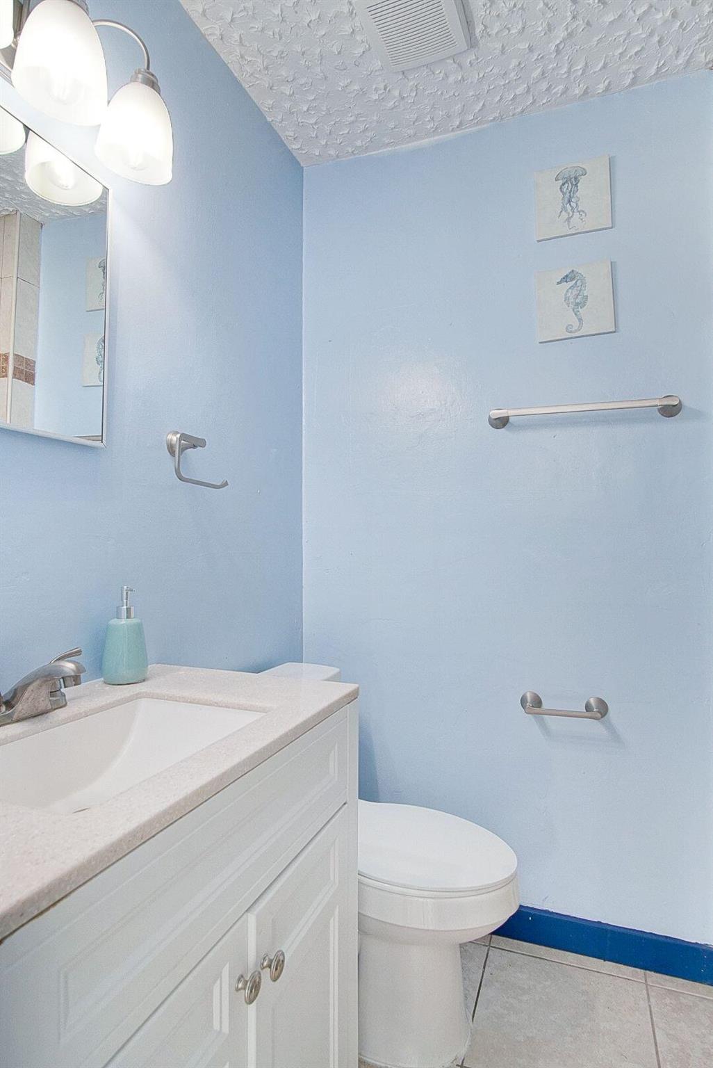 SHERATON PLAZA UNIT 3 REP - Residential