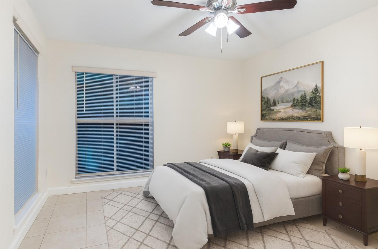 SAVANNAH AT RIVERSIDE - Residential