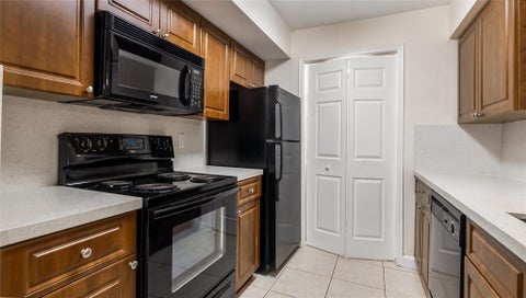 Tiny photo for 875 Riverside Drive #717, Coral Springs, FL 33071 (MLS # F10519328)