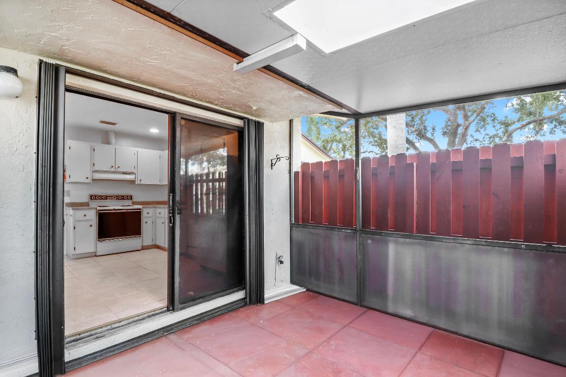 VILLAS OF HOBE SOUND CONDO - Residential