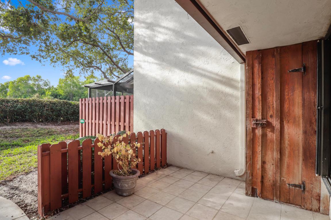 VILLAS OF HOBE SOUND CONDO - Residential