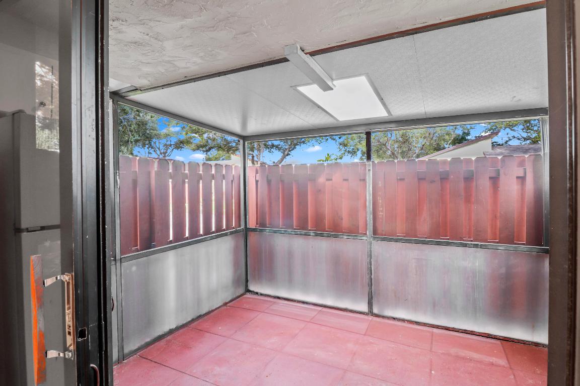 VILLAS OF HOBE SOUND CONDO - Residential