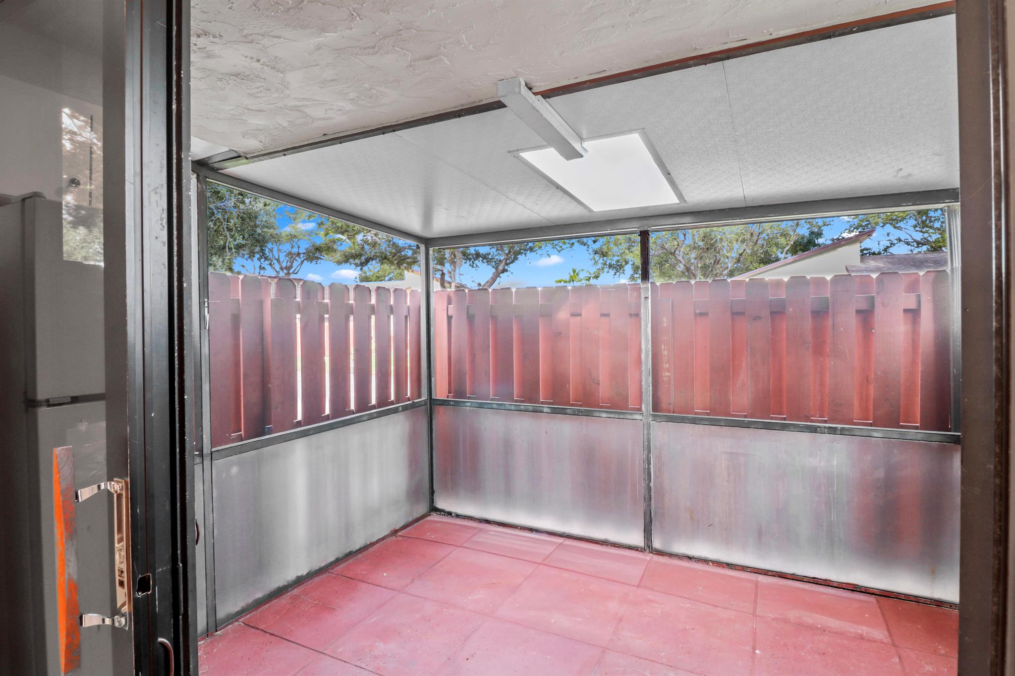 VILLAS OF HOBE SOUND COND - Residential