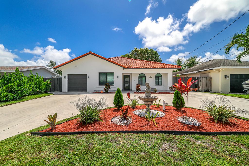Photo of 2000 SW 28th Avenue, Fort Lauderdale, FL 33312 (MLS # B26031593)