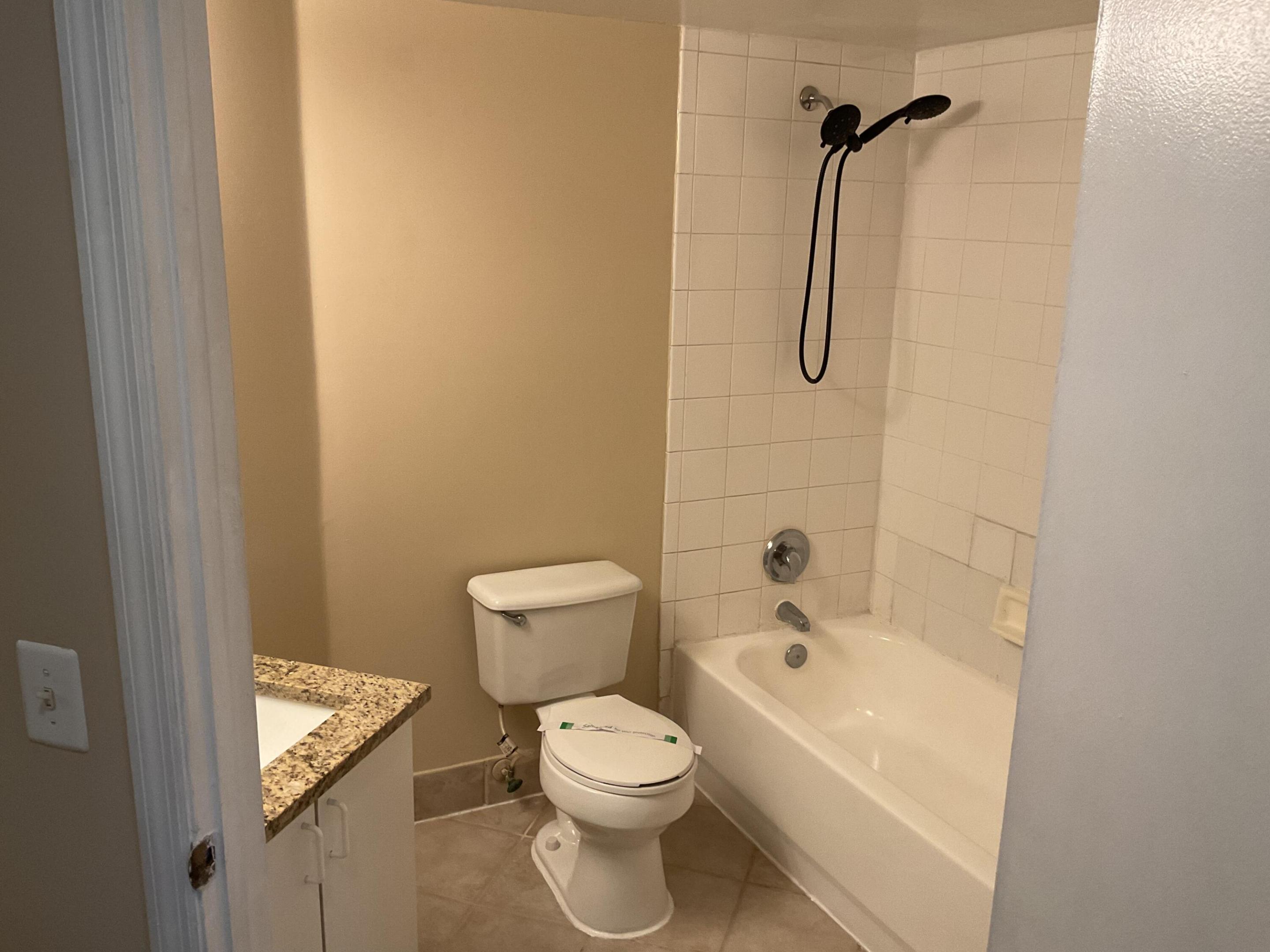 GRAND ISLES CONDO - Residential Lease