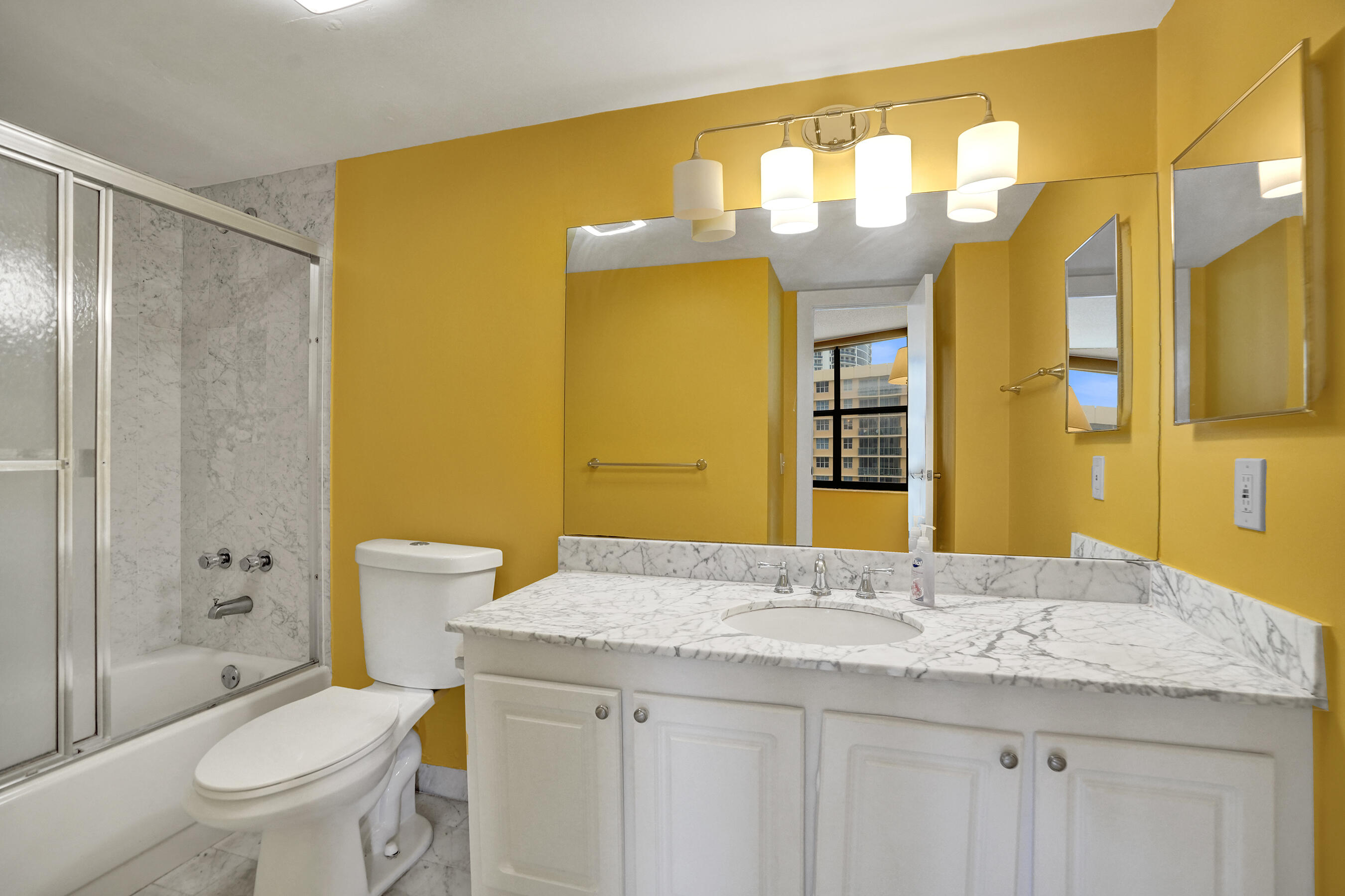 CATANIA CONDO - Residential