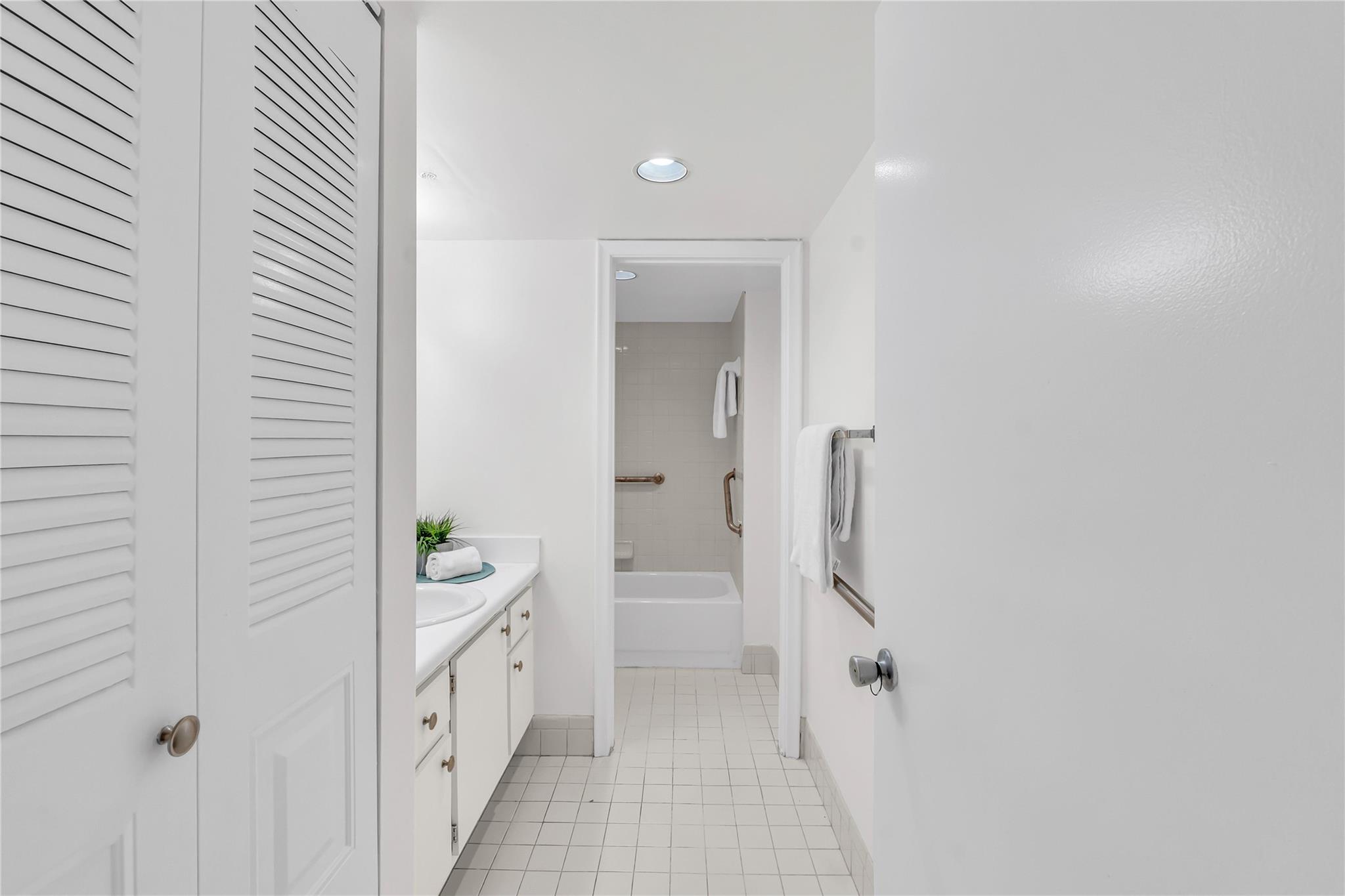 Bermuda Village A Condo - Residential Lease