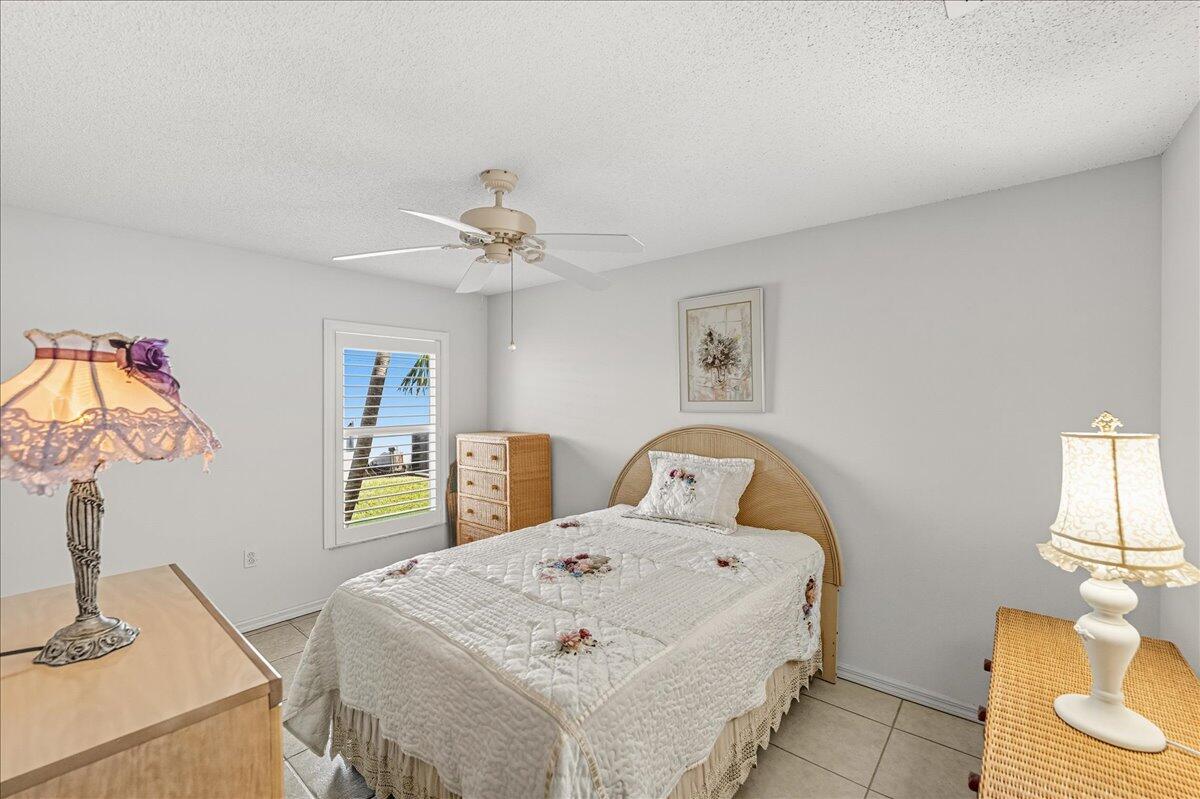 SAWGRASS LAKES PLAT NO 1 - Residential