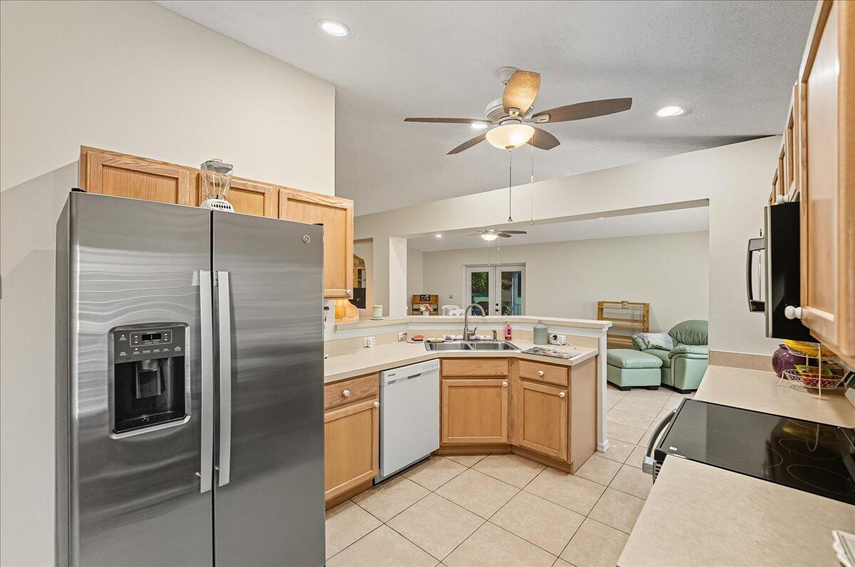 SAWGRASS LAKES PLAT NO 1 - Residential