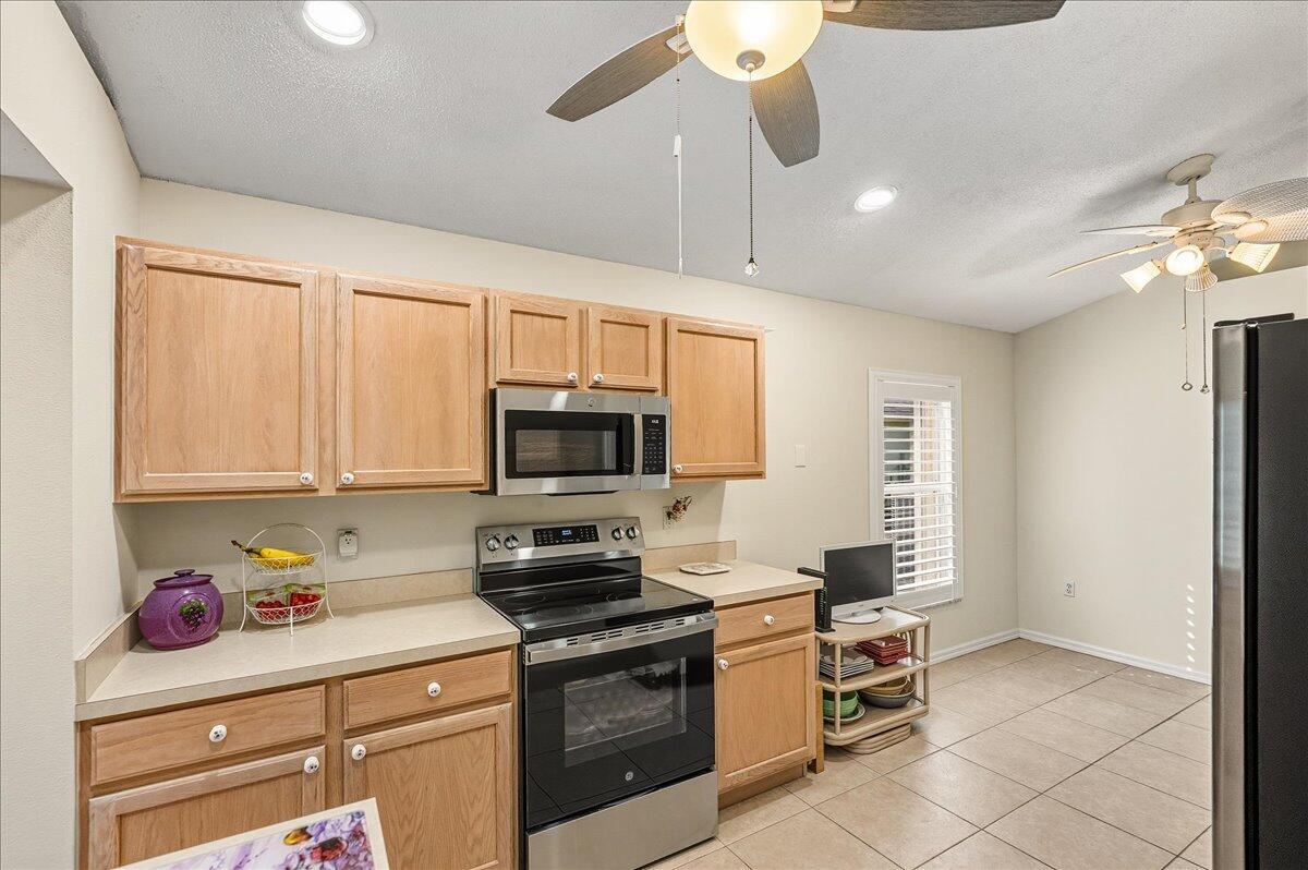 SAWGRASS LAKES PLAT NO 1 - Residential