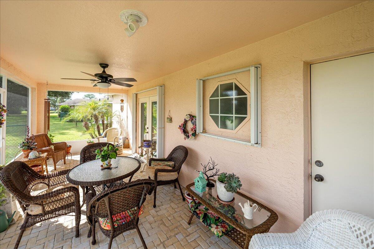 SAWGRASS LAKES PLAT NO 1 - Residential