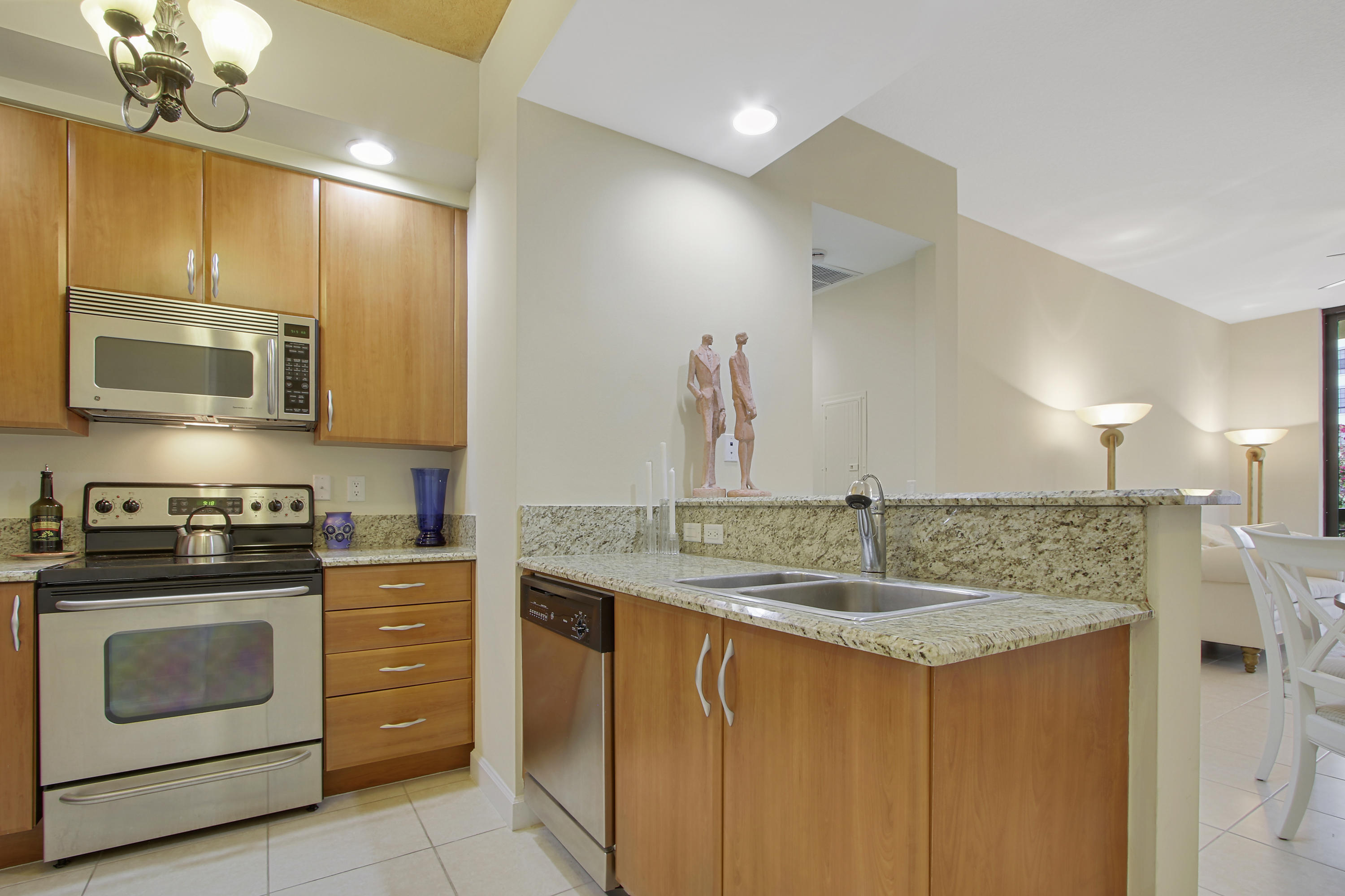 ONE CITY PLAZA CONDO - Residential Lease