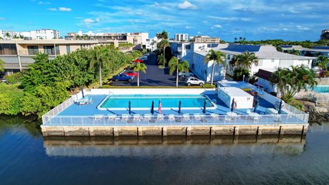 A home in South Palm Beach