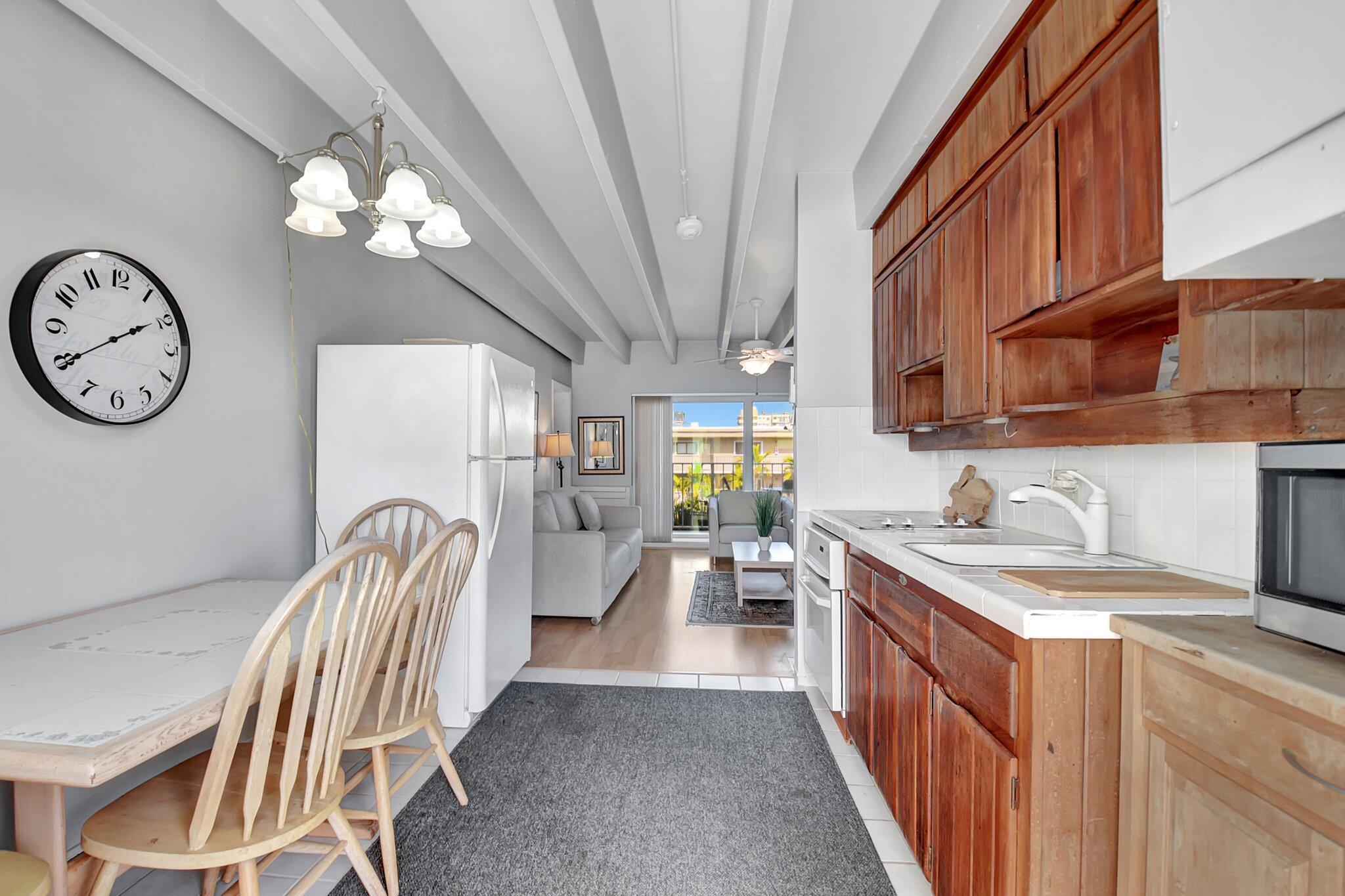 4001 S Ocean Boulevard 315