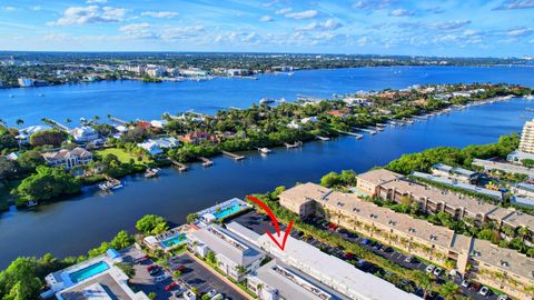 A home in South Palm Beach