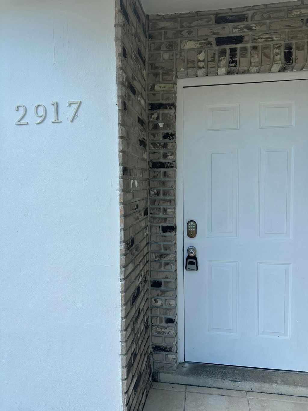 Photo of 2915 SE 2nd Street, Boynton Beach, FL 33435 (MLS # R11058433)