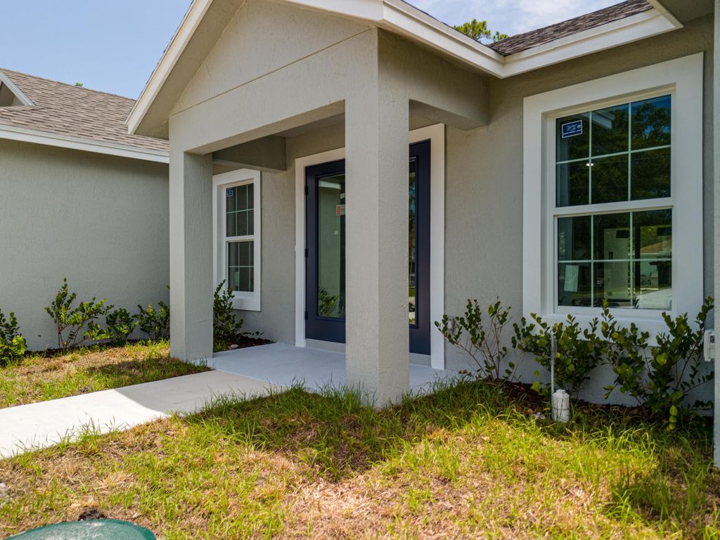 Photo of 5803 Birch Drive, Fort Pierce, FL 34982 (MLS # R10998855)