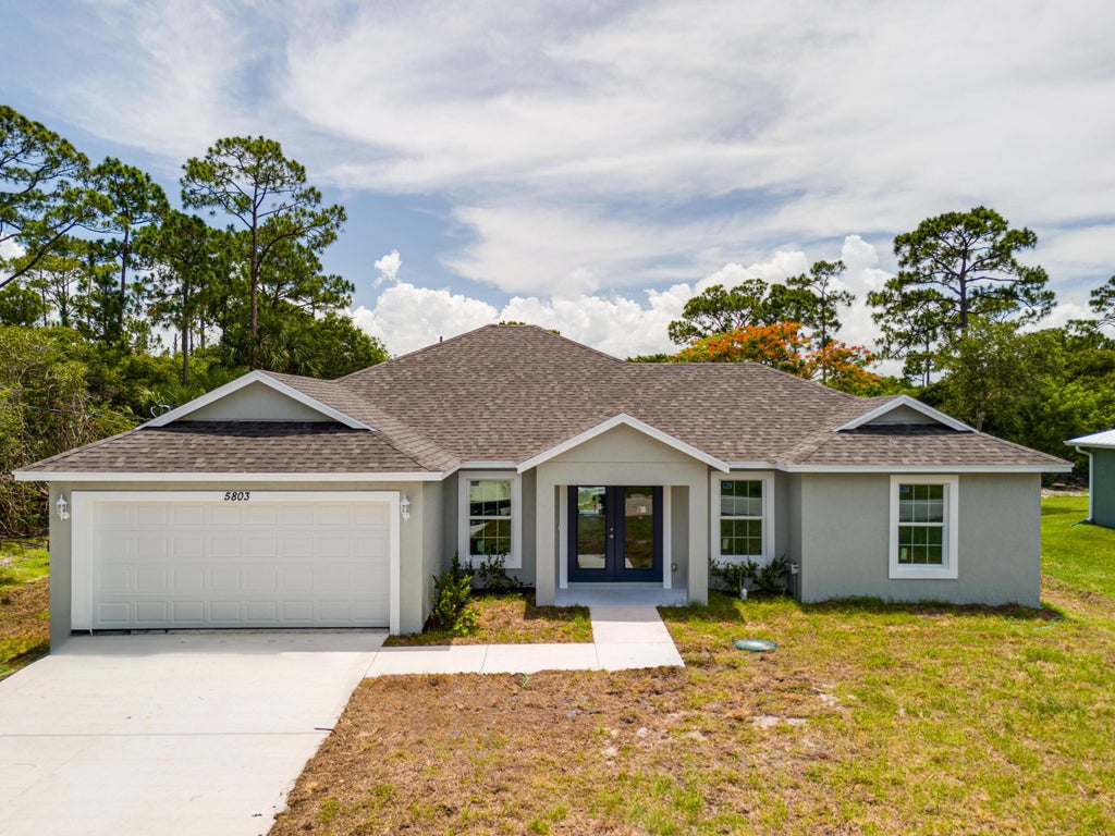 Photo of 5803 Birch Drive, Fort Pierce, FL 34982 (MLS # R10998855)