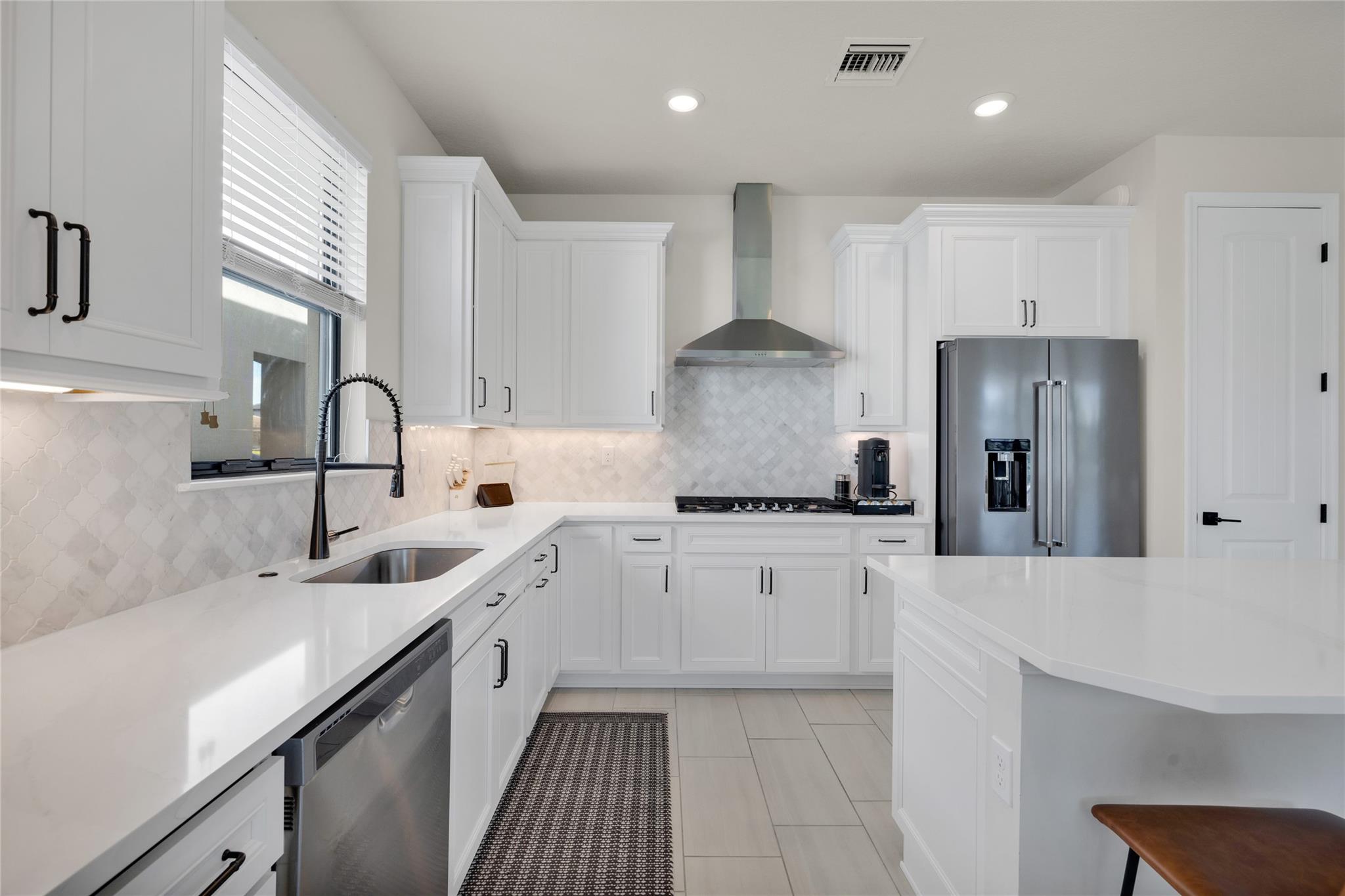 4511 E Pinehurst Trl