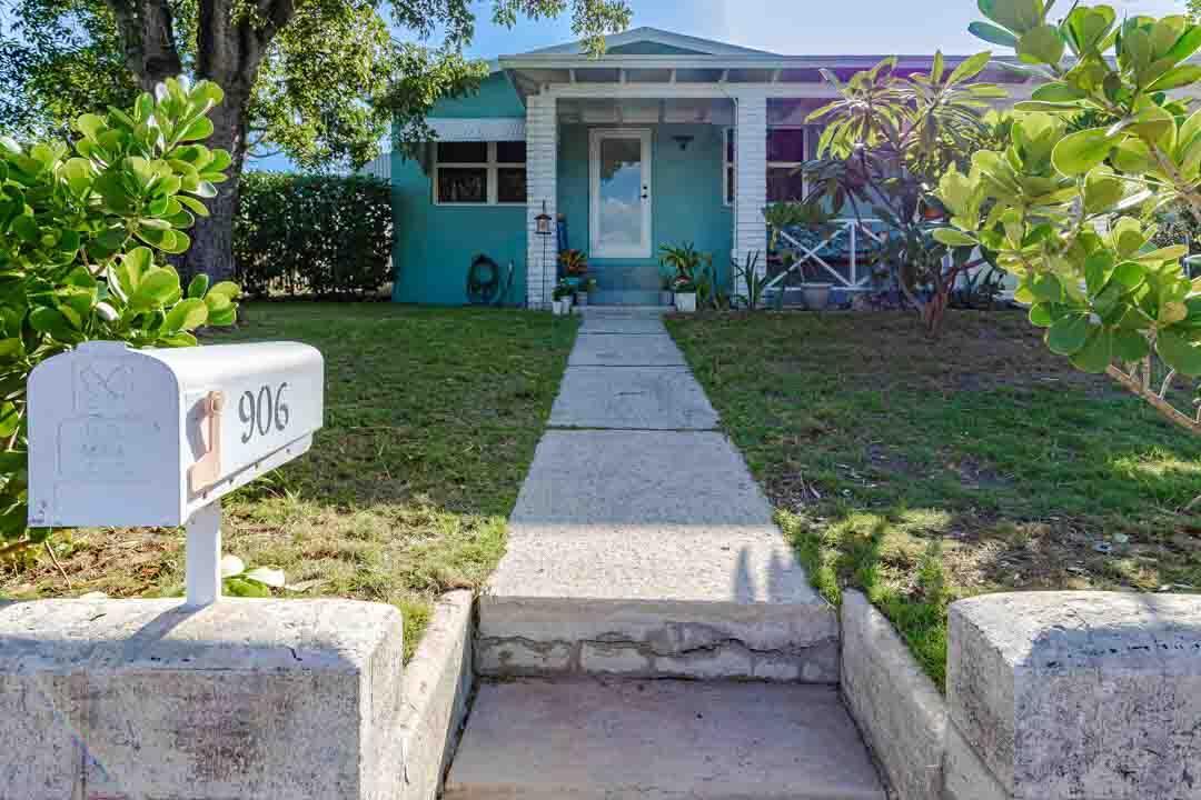 LAKE WORTH TOWN OF - Residential