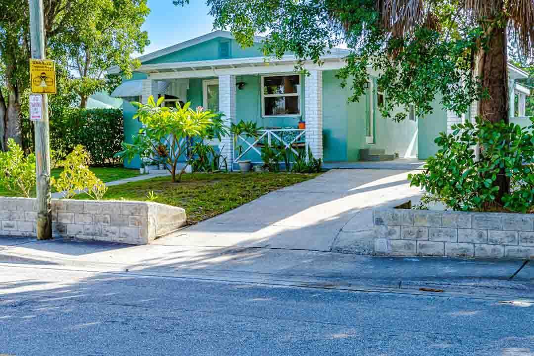 LAKE WORTH TOWN OF - Residential