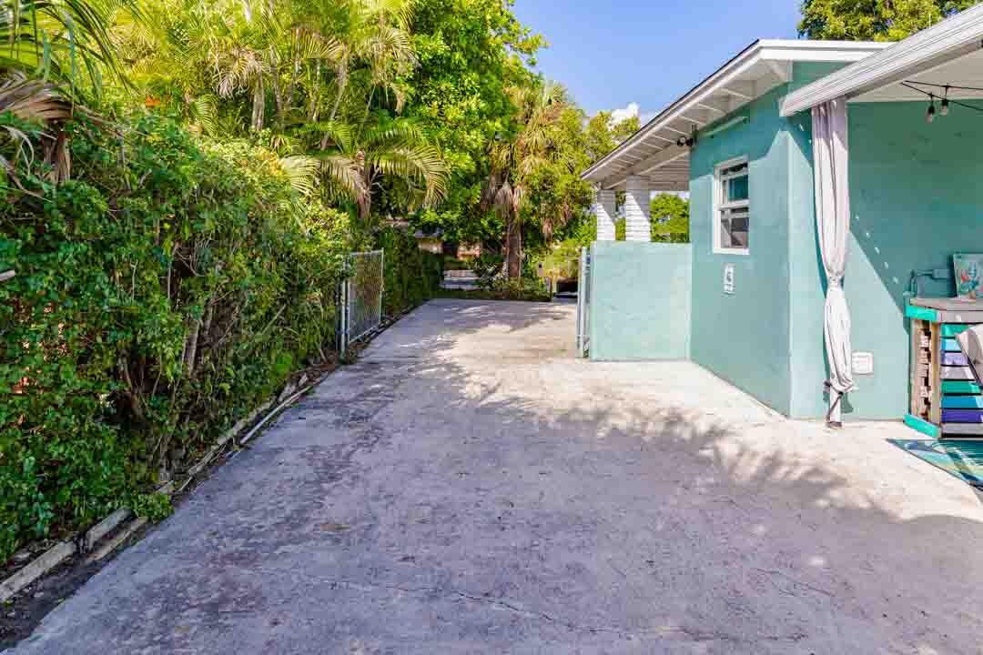 LAKE WORTH TOWN OF - Residential