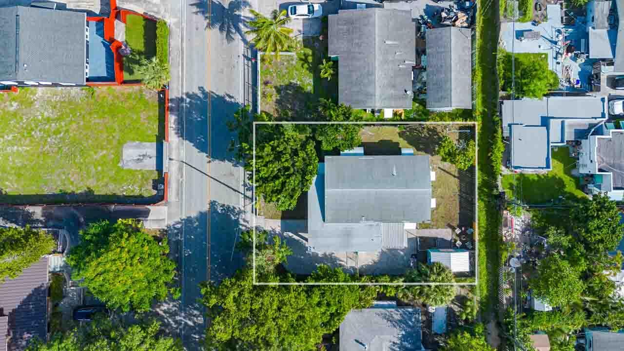 LAKE WORTH TOWN OF - Residential