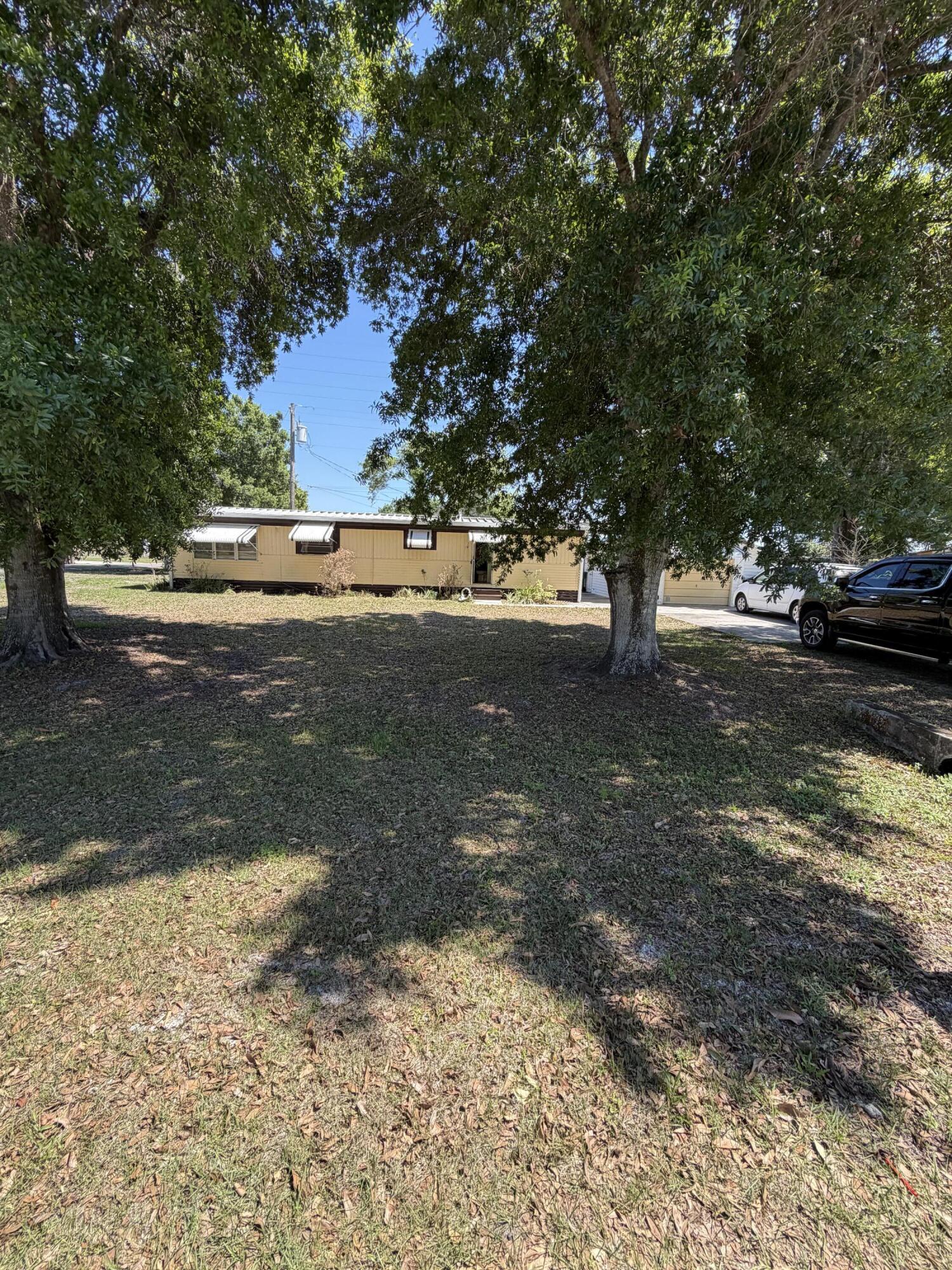 FIRST ADDITION OF PINE RIDGE PARK - Residential