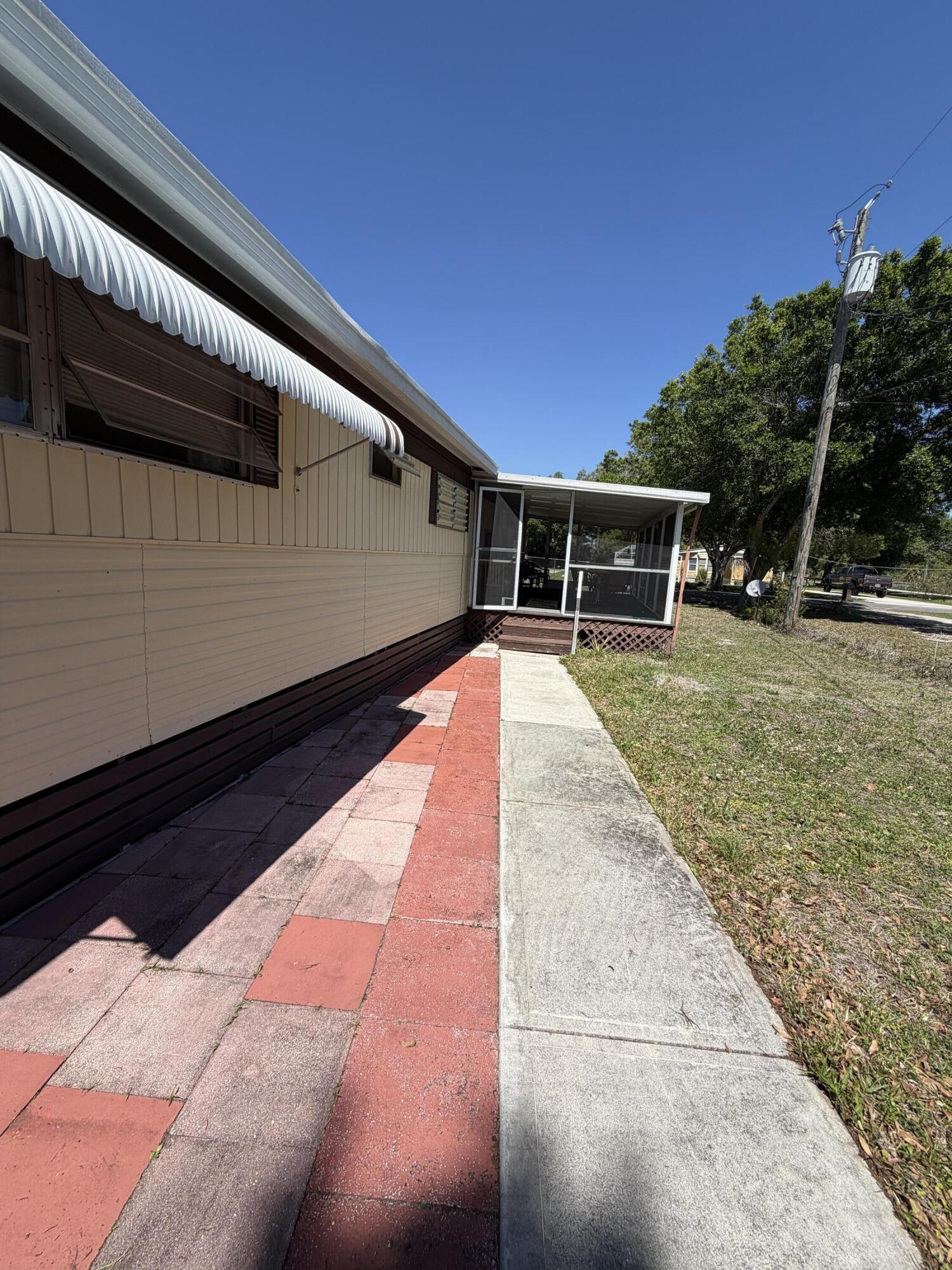 FIRST ADDITION OF PINE RIDGE PARK - Residential